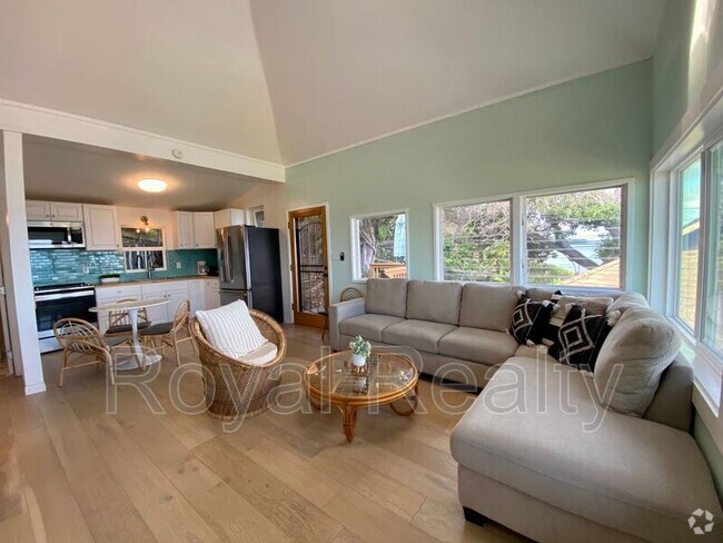 Building Photo - 51-680 Kamehameha Hwy Unit #B Rental