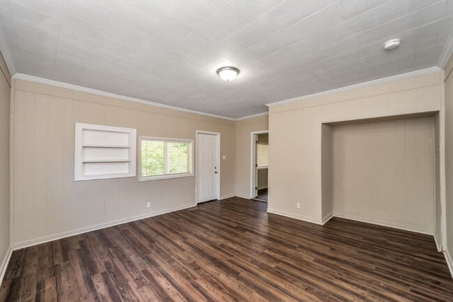 Photo - Fully Renovated 2BR Home in Dora, AL — Mod...