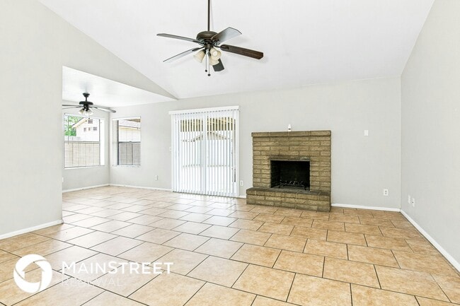 Photo - 6833 W Sierra St
