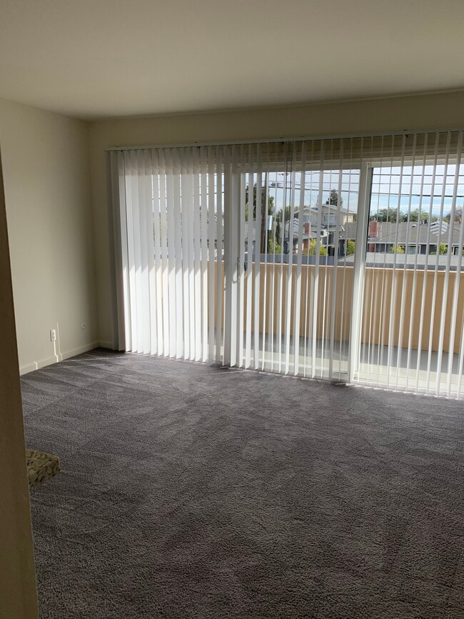 Photo - South Delaware Apartments