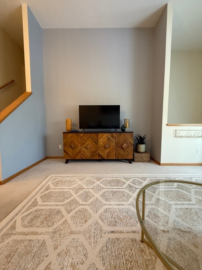 Photo - 4845 Underwood Ln N