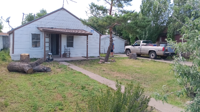 Photo - 207 N Van Buren St House