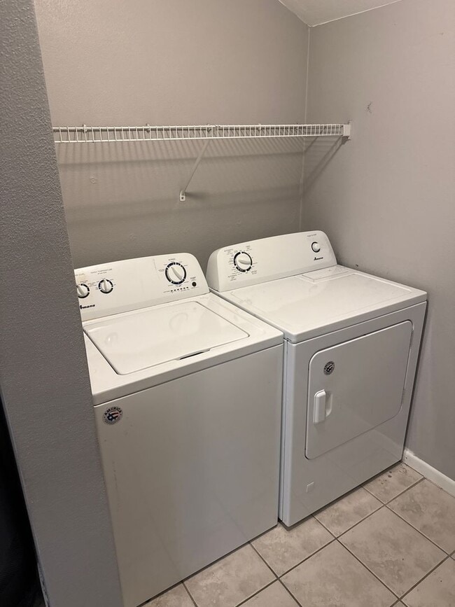 921 Minns Dr Unit 921-2