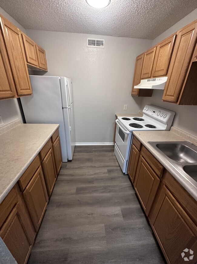 2nd Bedroom Kitchen - Central Park Village Apartments