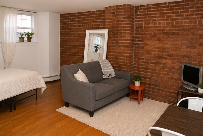 Photo - 23 E Springfield St Unit 1A