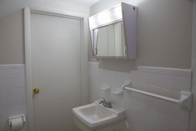 Photo - 180 N Main St Unit G-5