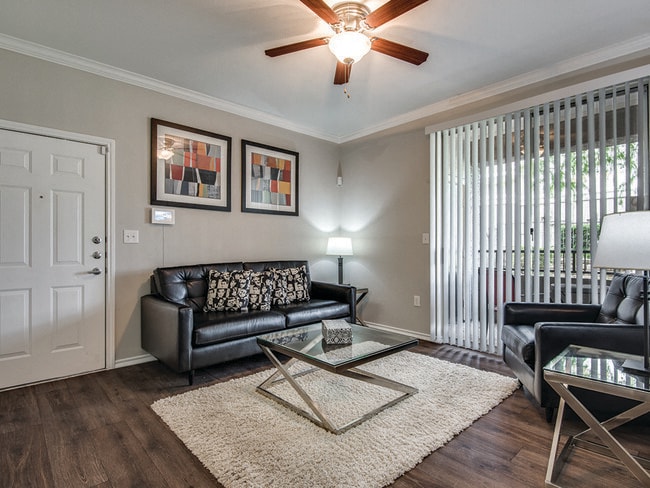Kensley Apartment Homes