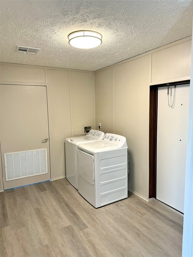 Photo - 3621 County Rd 161