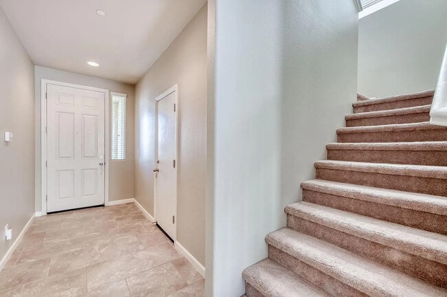 Photo - 1304 Royalty Way