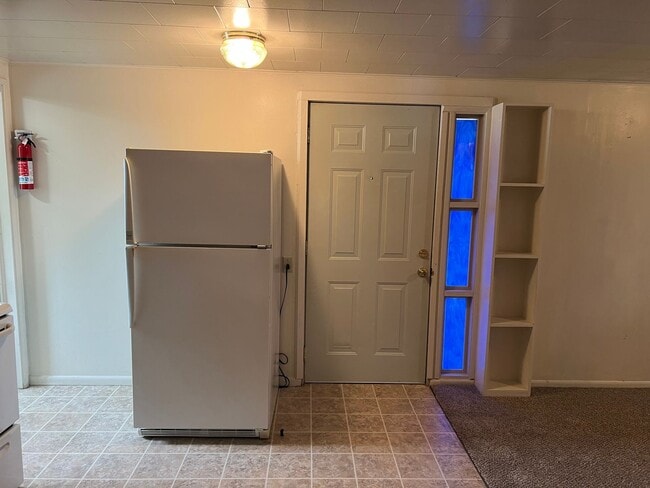 Photo - Upstairs 1 bedroom apartment with garage!