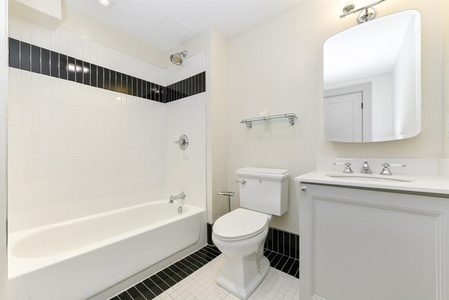 Photo - 9 Dana St Unidad 44