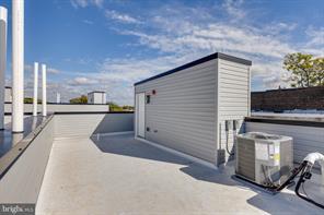 Photo - 1221 W Lehigh Ave