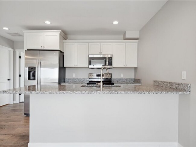 Photo - 7068 Crosvik Ct Unit Apt 6