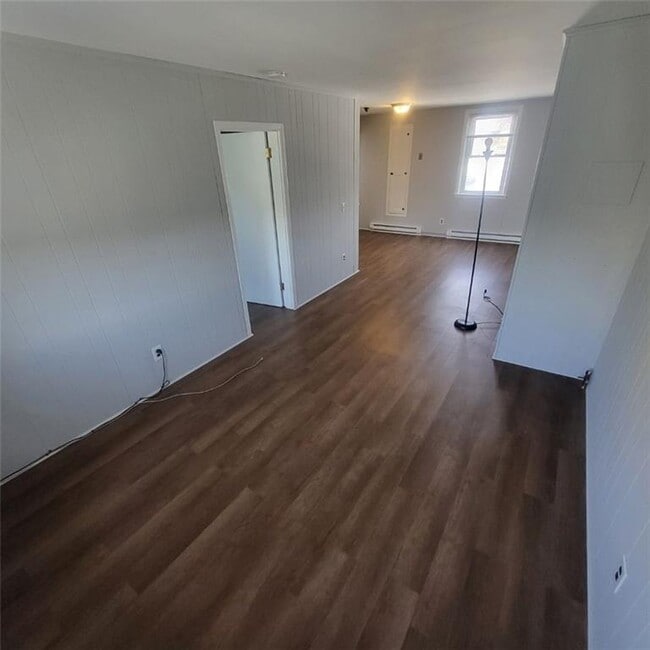 Building Photo - 62 Kilvert St Unit 4
