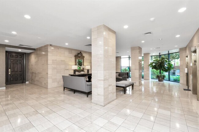 Photo - 14 Greenway Plaza Unit 23O