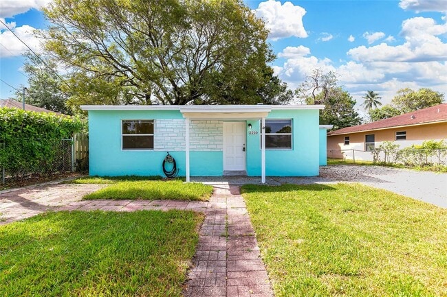 Photo - 2210 NW 5th St House