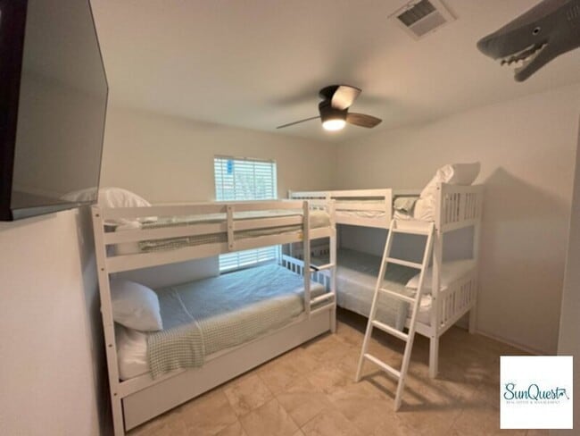 Photo - 3 bedroom pool home available now!