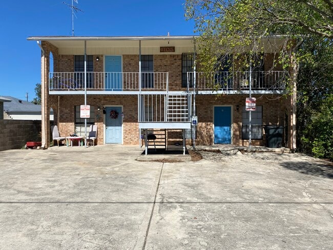 Photo - 1105 Parmer Ave Apartments Unit 2