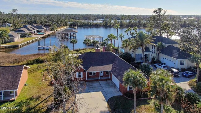 Photo - 816 W 8th St Cir