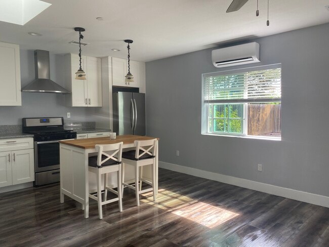 Photo - 10390 Don Pico Rd