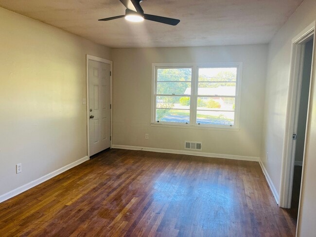 Photo - 531 Locke St Unit 531 Locke St-  A