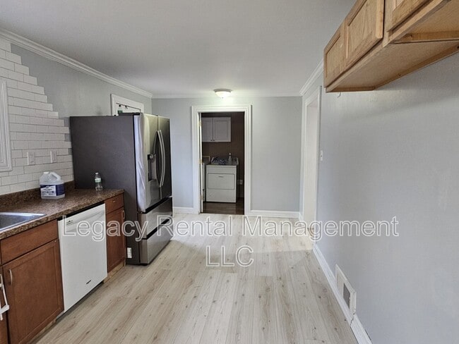 Photo - 2303 Old Berwick Rd