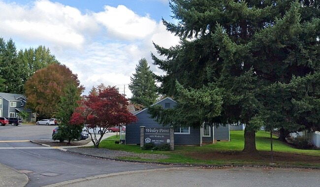 Photo - 1033 Wesley St