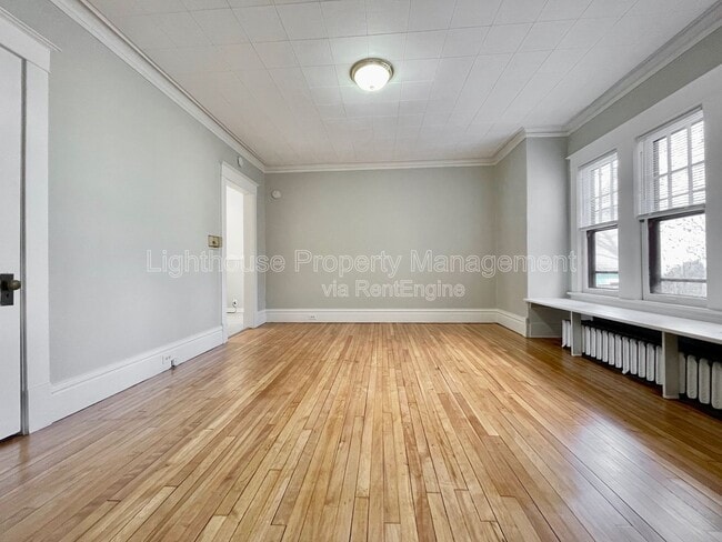 Photo - 231 Lyon St NE Unit 2