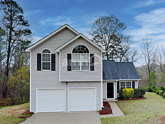 Building Photo - 4389 Pipemaker Bluff Rental