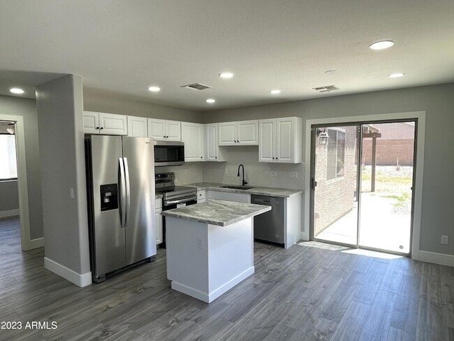 Photo - 1731 E Jeanne Ln