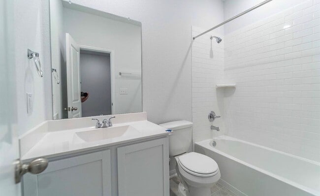 Photo - 14397 High Hl Dr