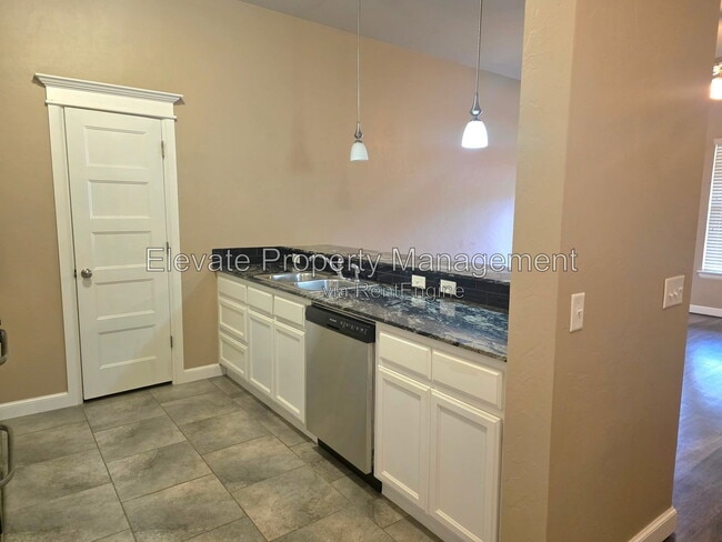 10703 NW 23rd Terrace