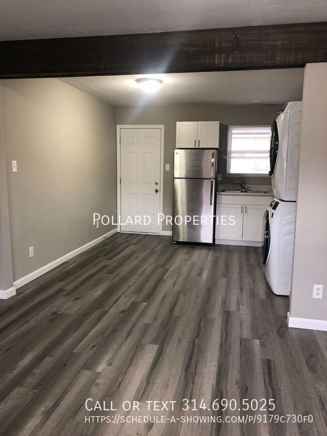 Photo - 208 John St Unit B