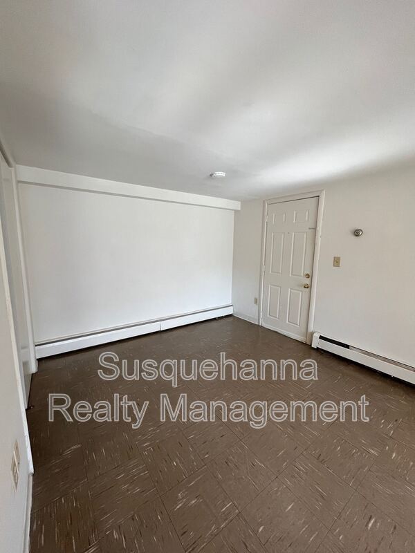 Photo - 1051 Henn Ave Unit Apt. D