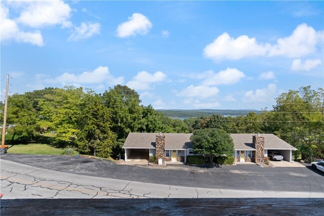 Building Photo - 14813 Dutchmans Dr