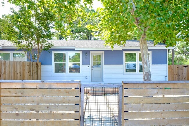 Photo - 1401 Marcus Pl