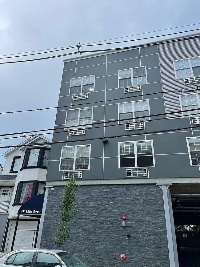 Photo - 51 12th Ave Unit 205