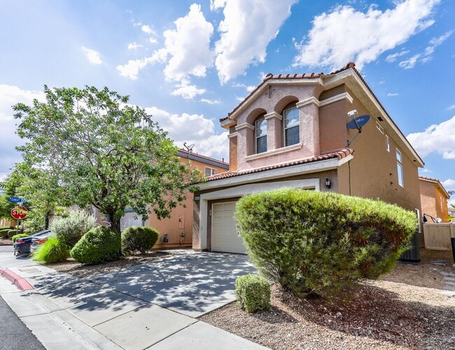 Photo - North Las Vegas Home 3 Beds with Desk Area...