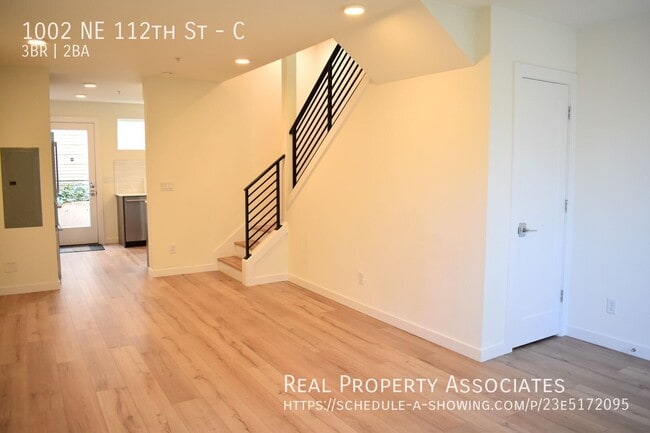 1002 NE 112th St