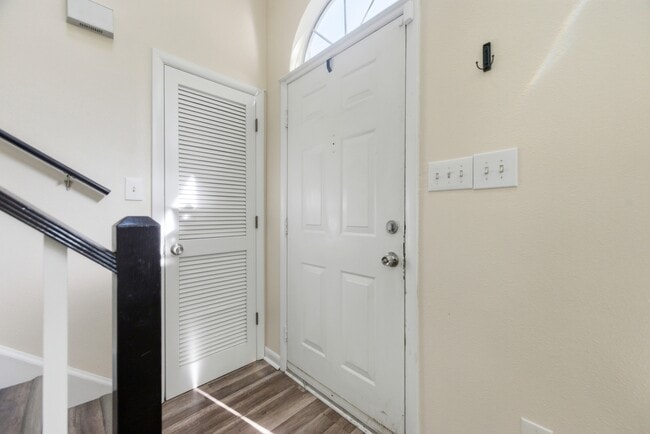 Photo - 60 Morrison Ave