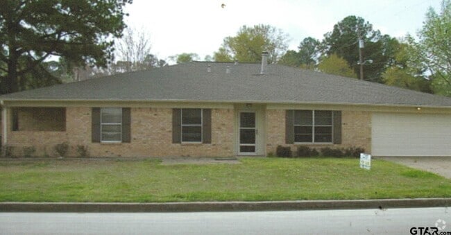 Building Photo - 418 Muller Garden Rd Rental