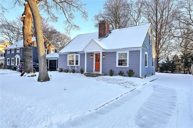 Photo - 15 Kenton Ave