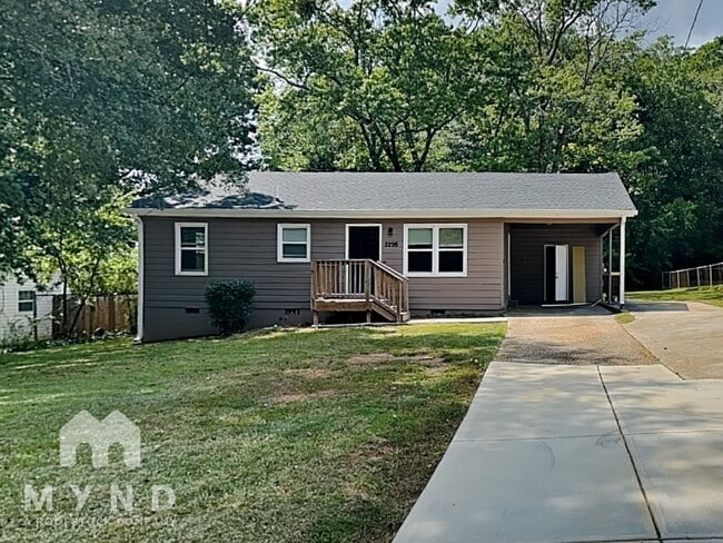 Building Photo - 2298 Brackett Rd