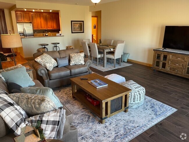 Building Photo - 44 Sage Ln Unit 205 Rental