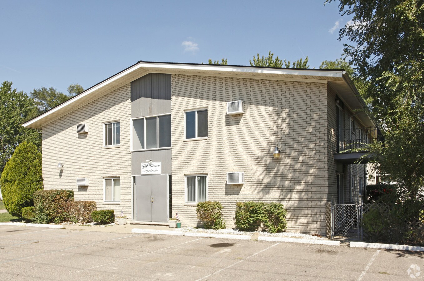 Photo - Yale Haven Apartments