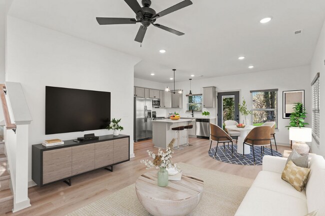 Photo - 311 W Broad St