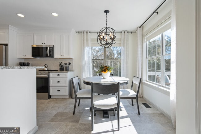 Photo - 17 N Wesley Ridge