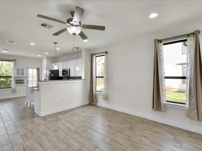 12405 Maypole Bend