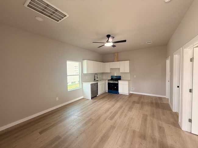 Photo - 7909 Ford St Unit 1