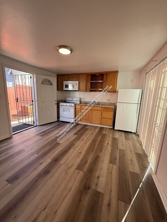 Photo - 943 53rd St Unit C